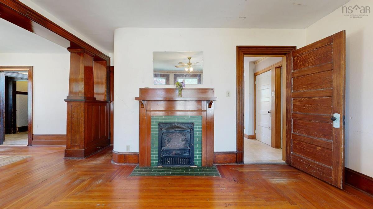  MLS ()