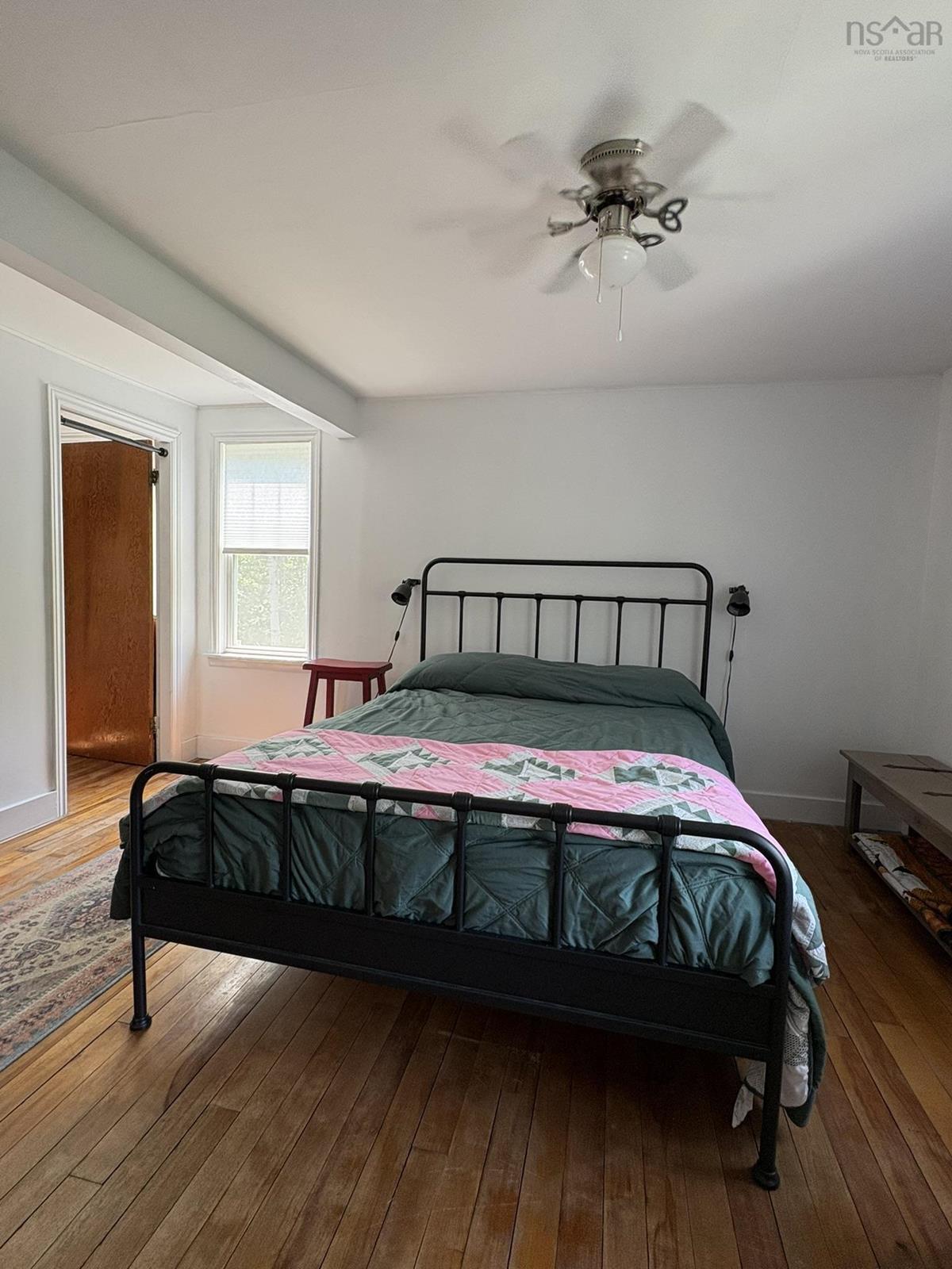  MLS ()