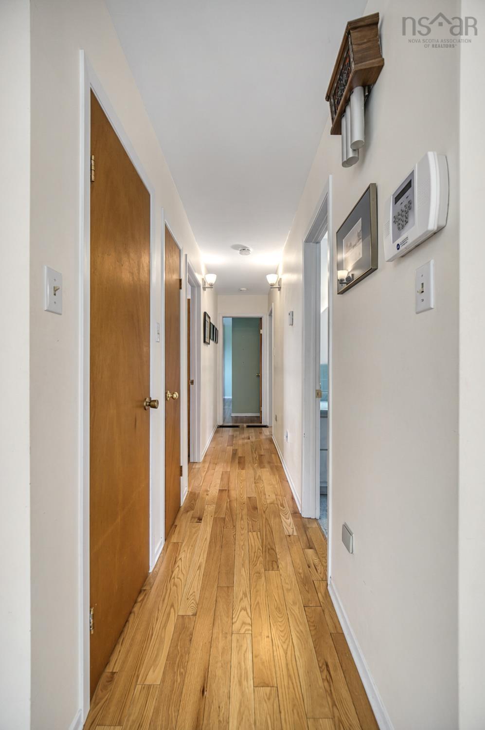  MLS ()