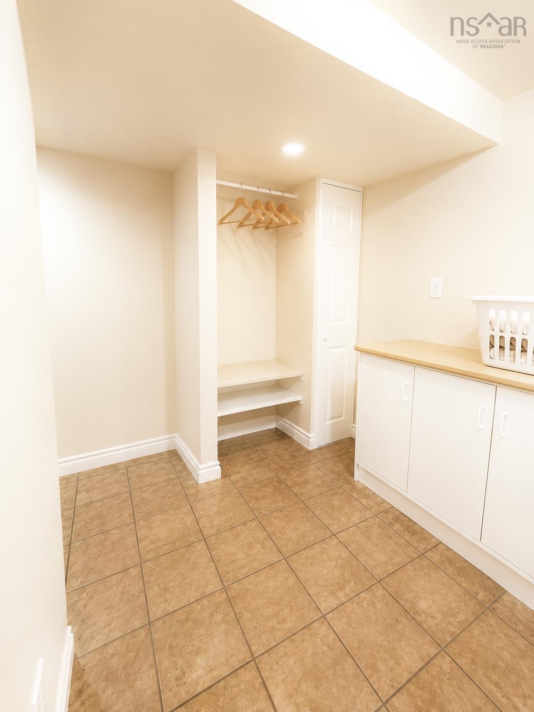  MLS ()