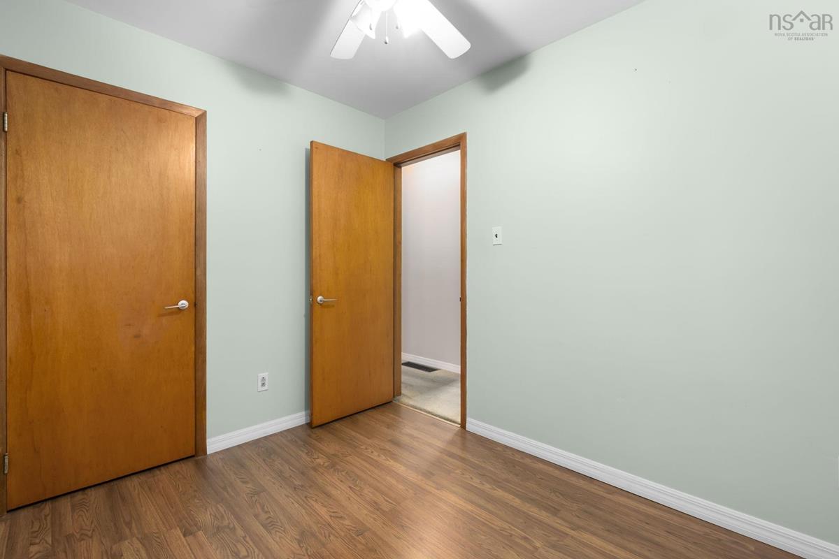  MLS ()