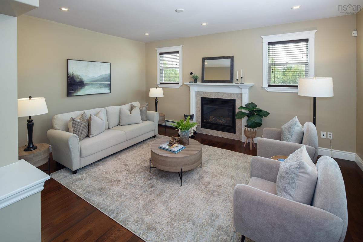  MLS ()
