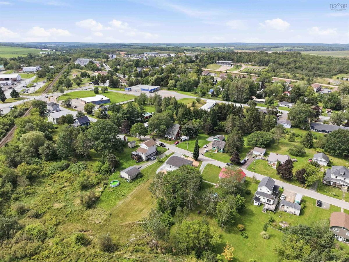  MLS ()