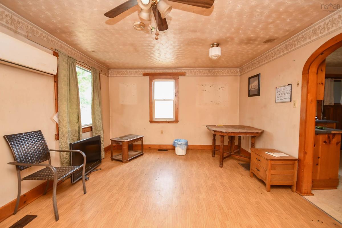  MLS ()
