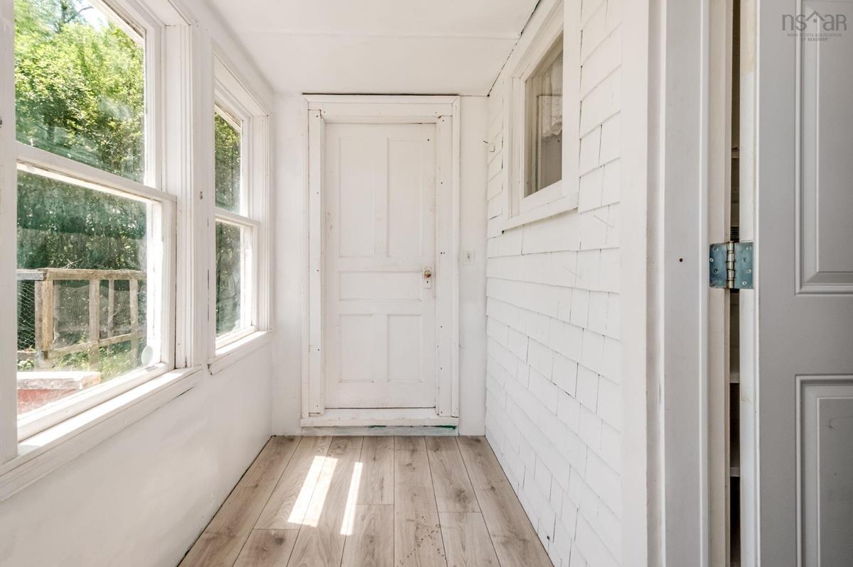  MLS ()