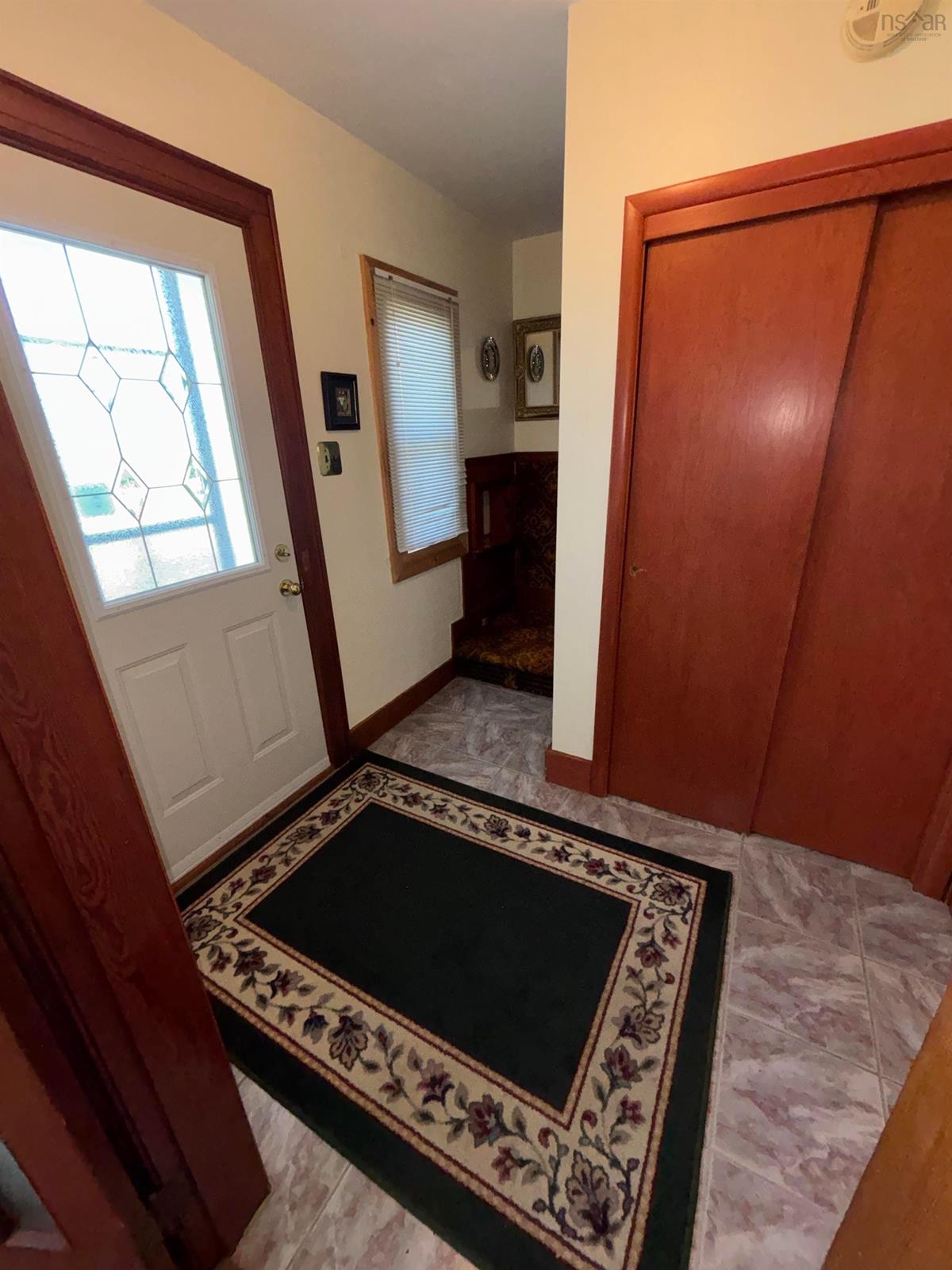  MLS ()
