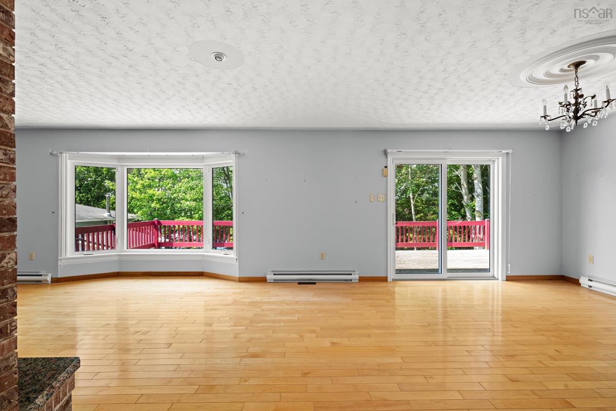  MLS ()