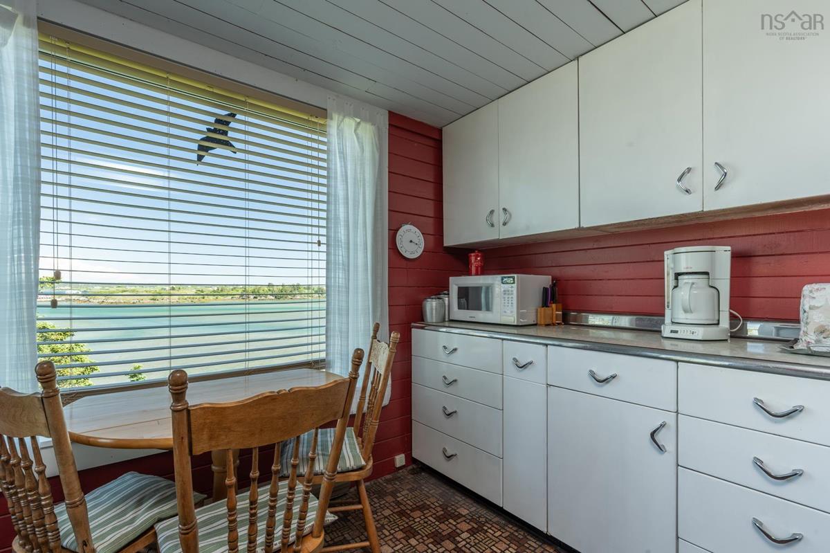  MLS ()