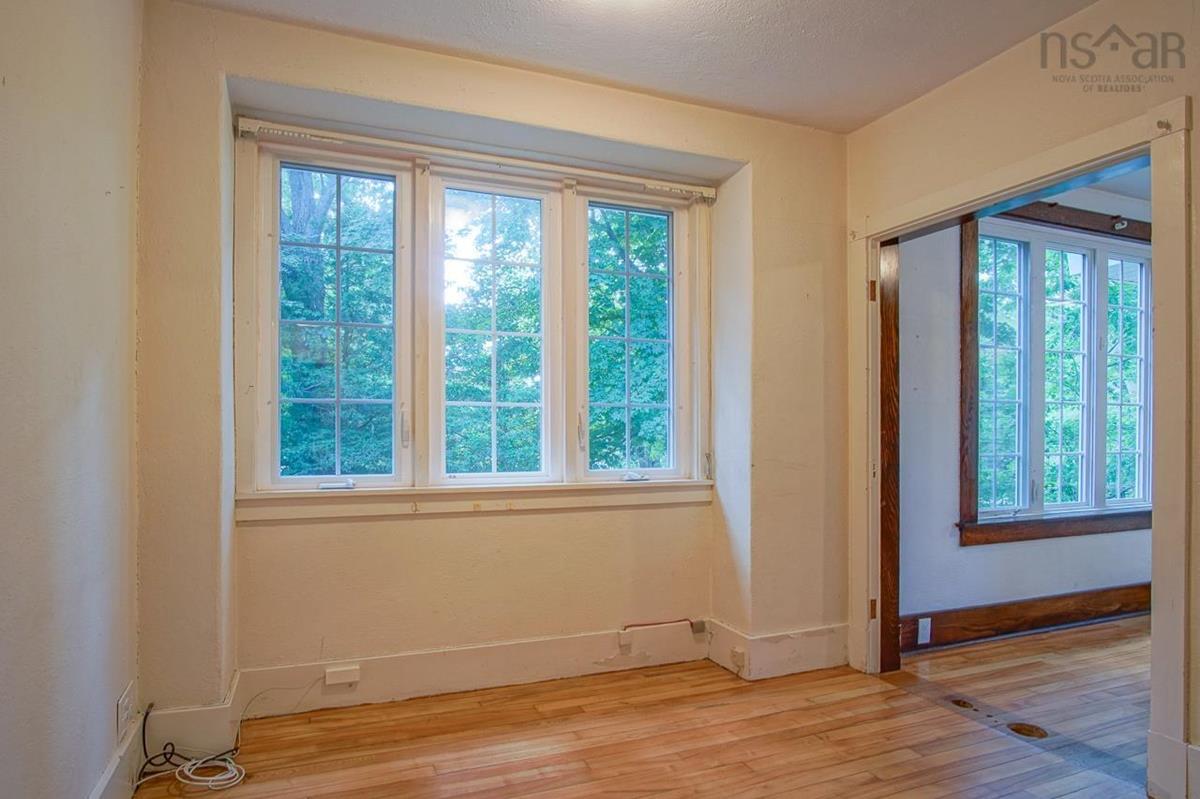  MLS ()