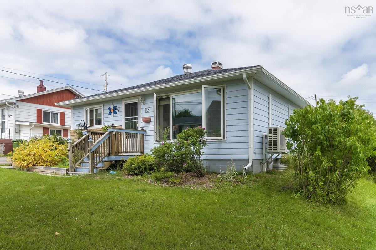  MLS ()