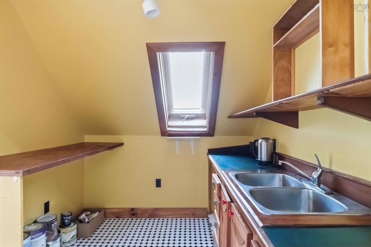 MLS ()