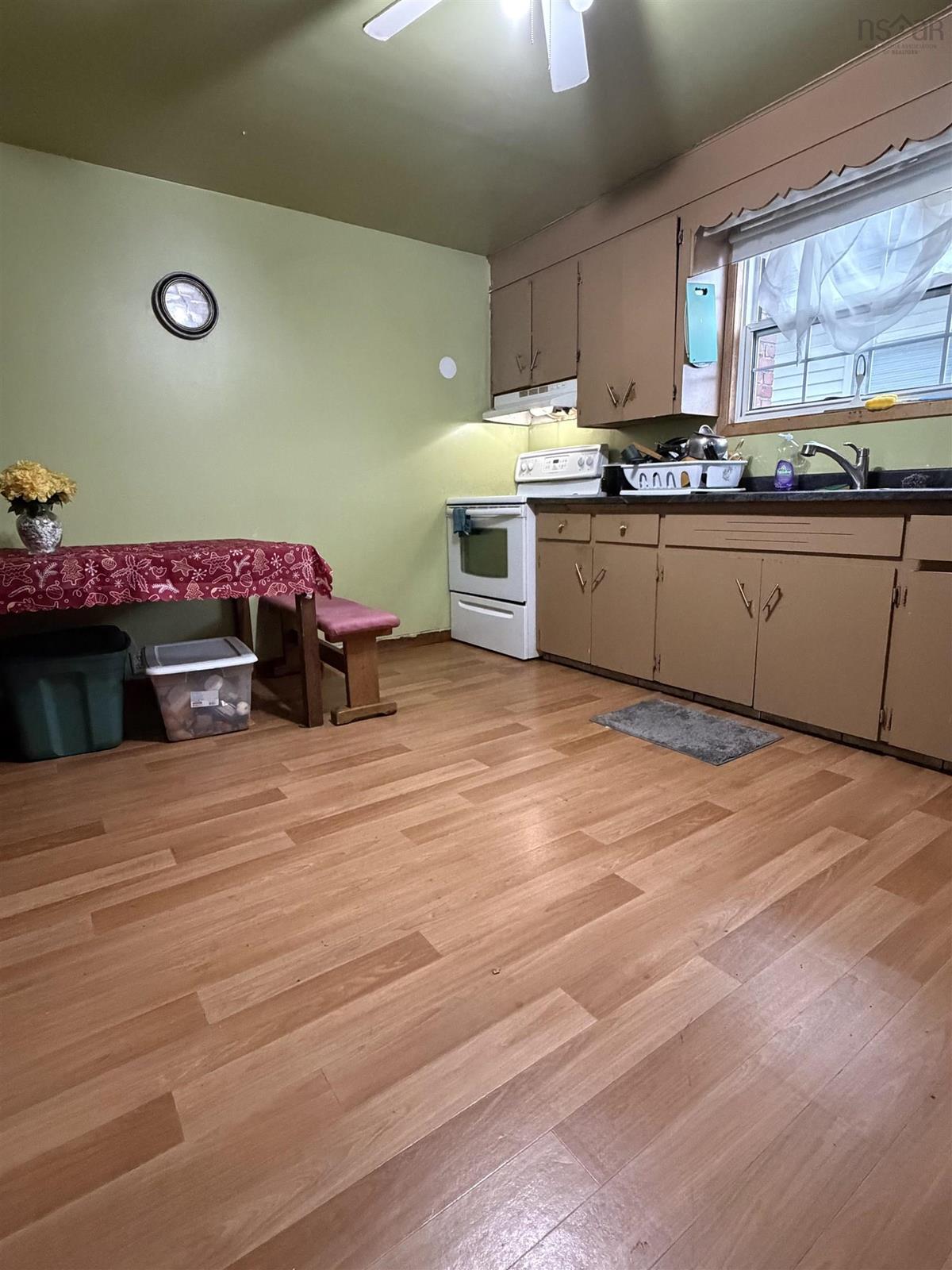  MLS ()