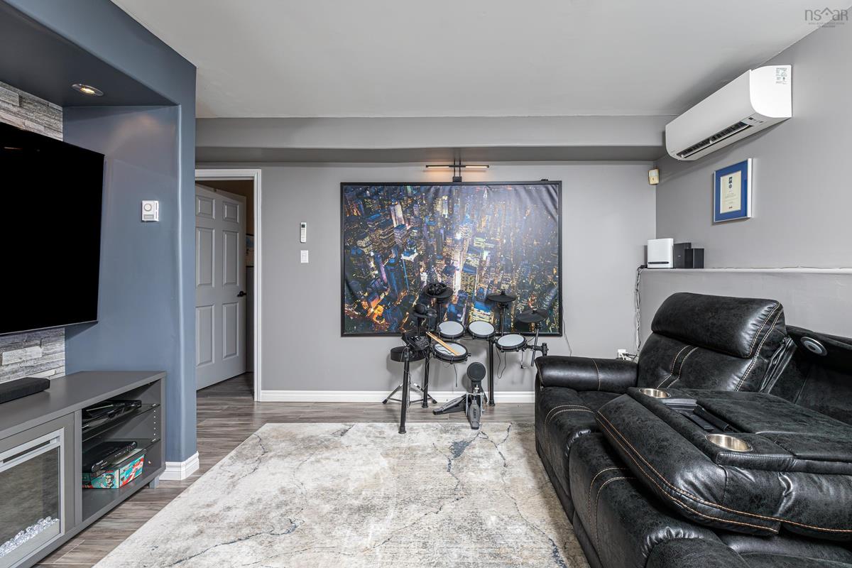  MLS ()