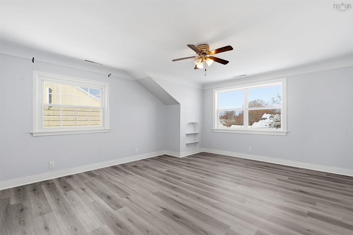  MLS ()