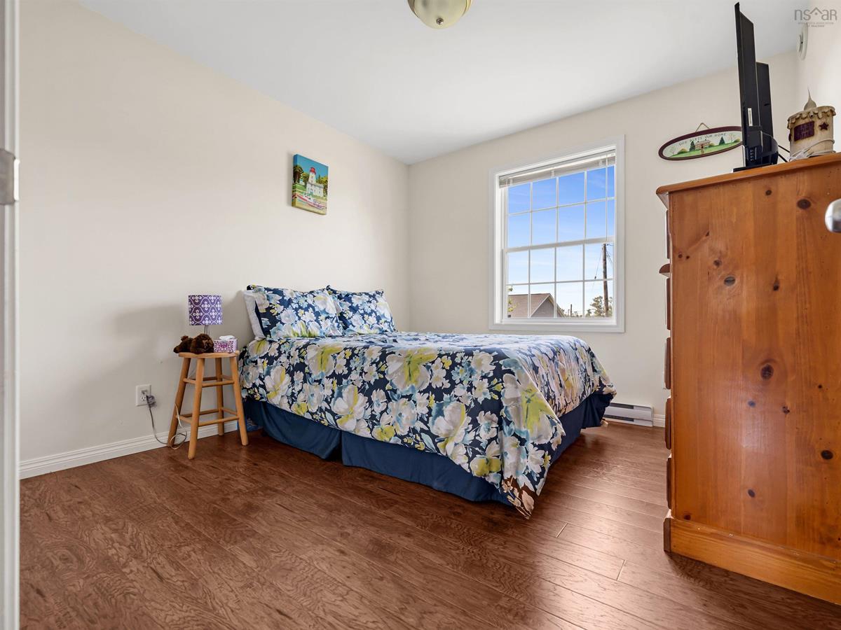  MLS ()