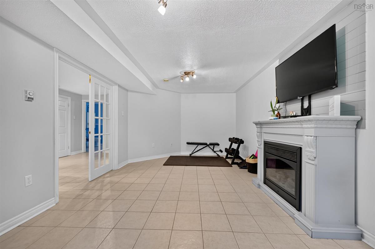  MLS ()