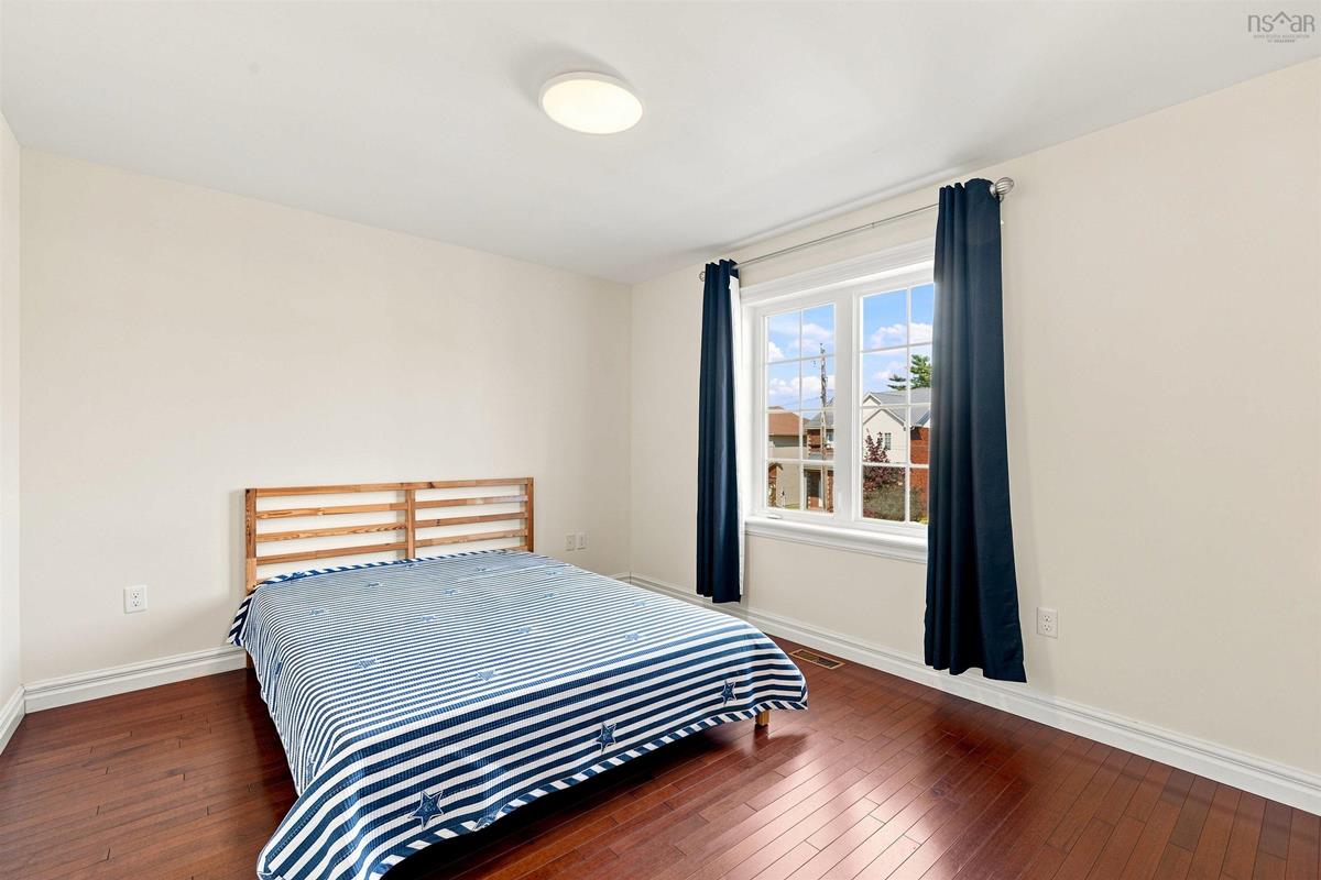  MLS ()