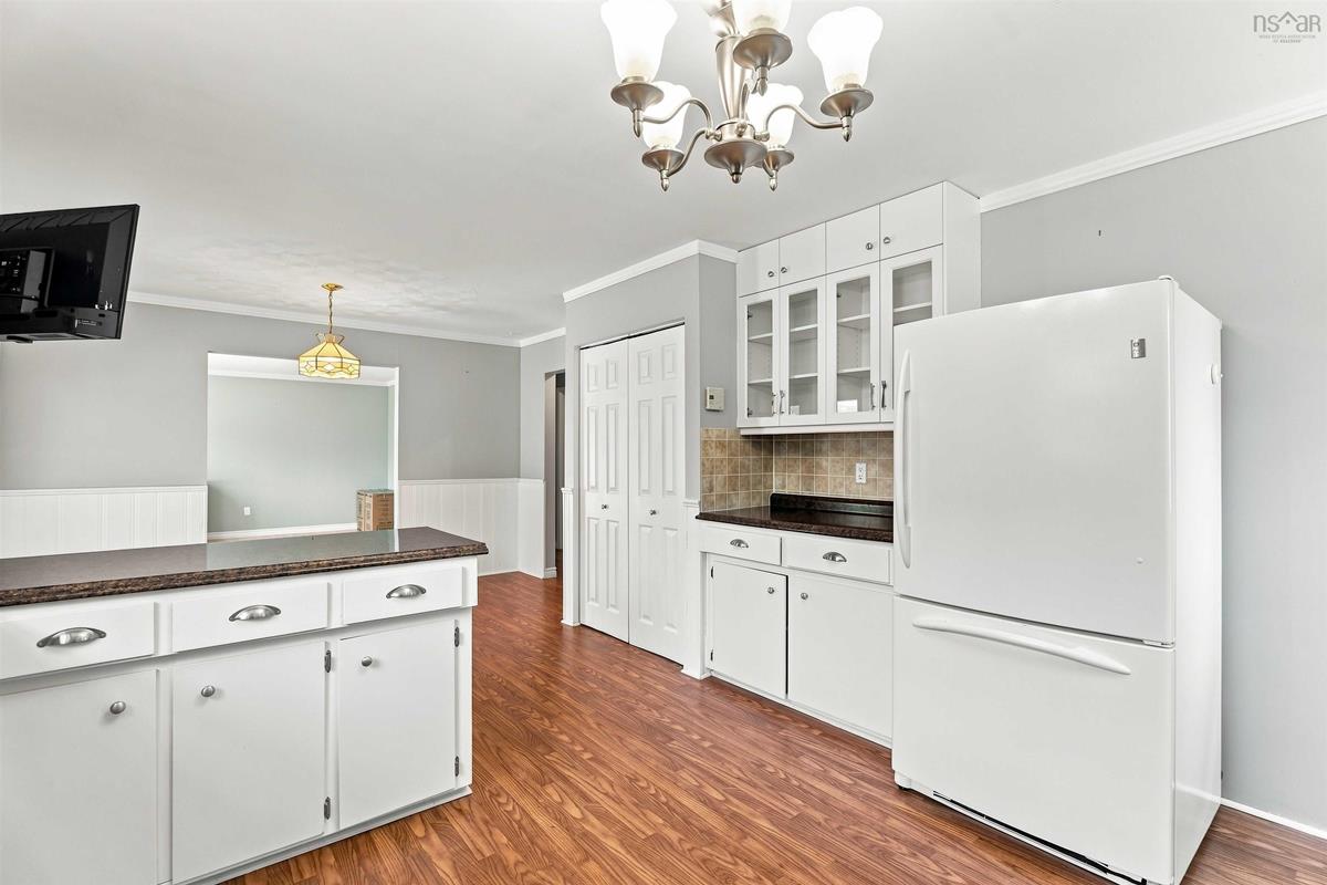  MLS ()