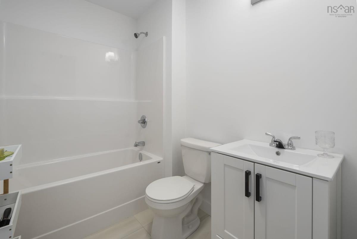  MLS ()