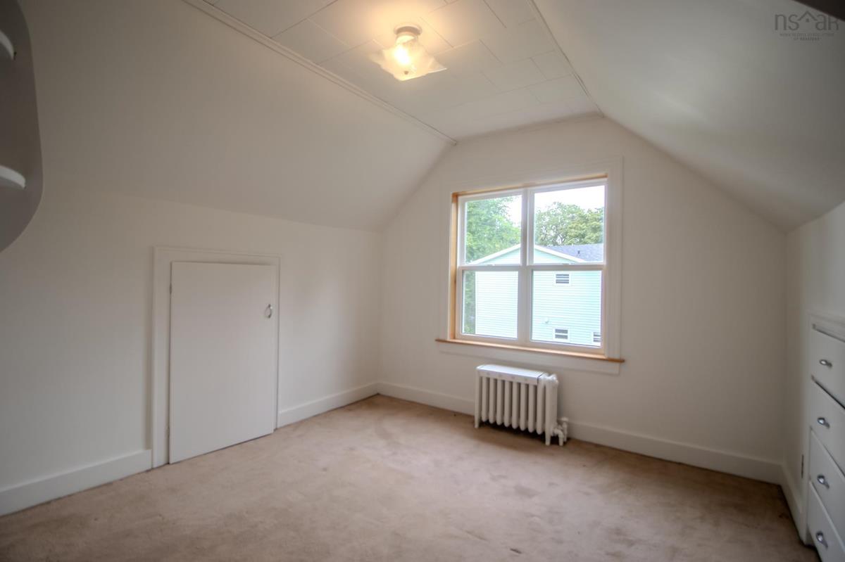  MLS ()