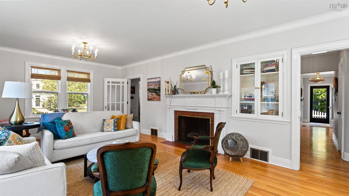  MLS ()