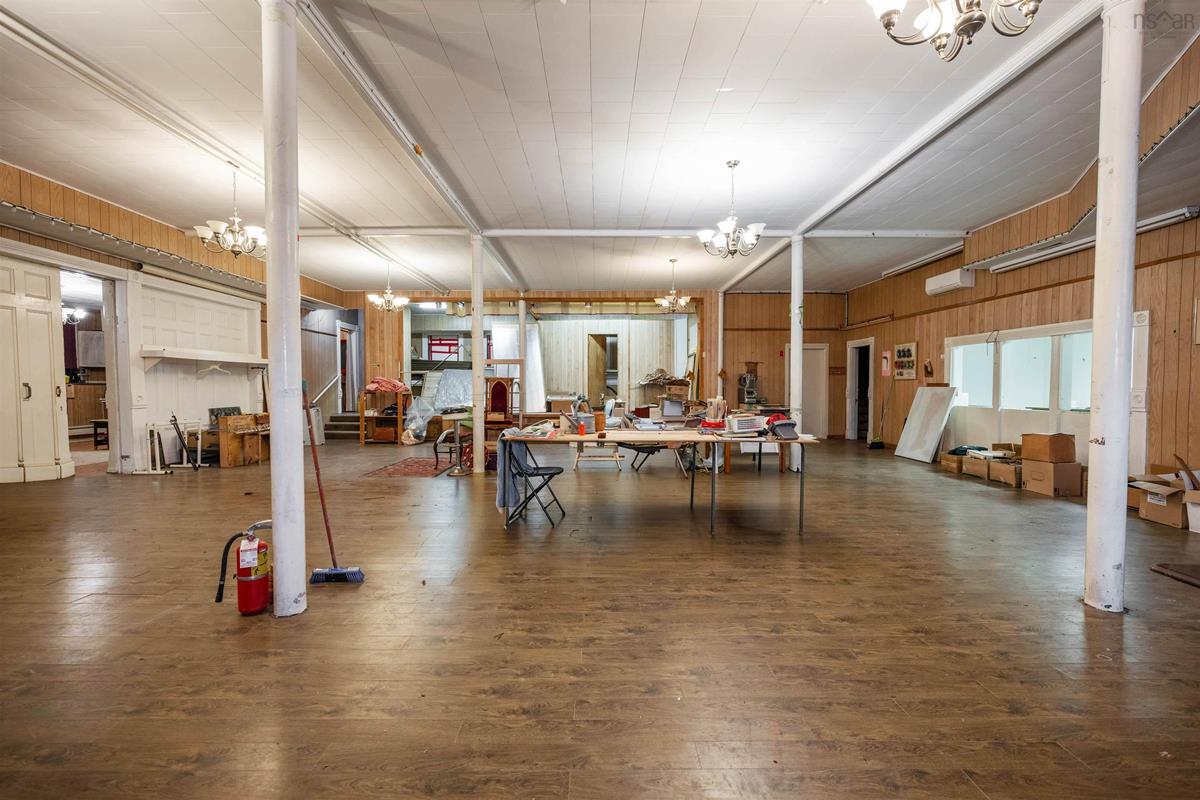 MLS ()