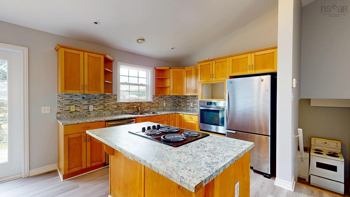  MLS ()