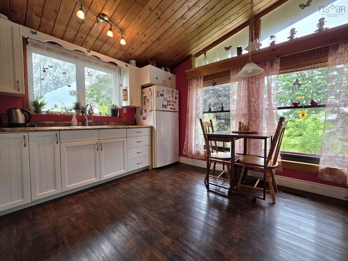  MLS ()