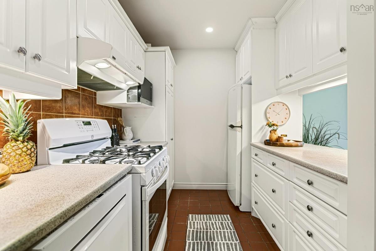  MLS ()
