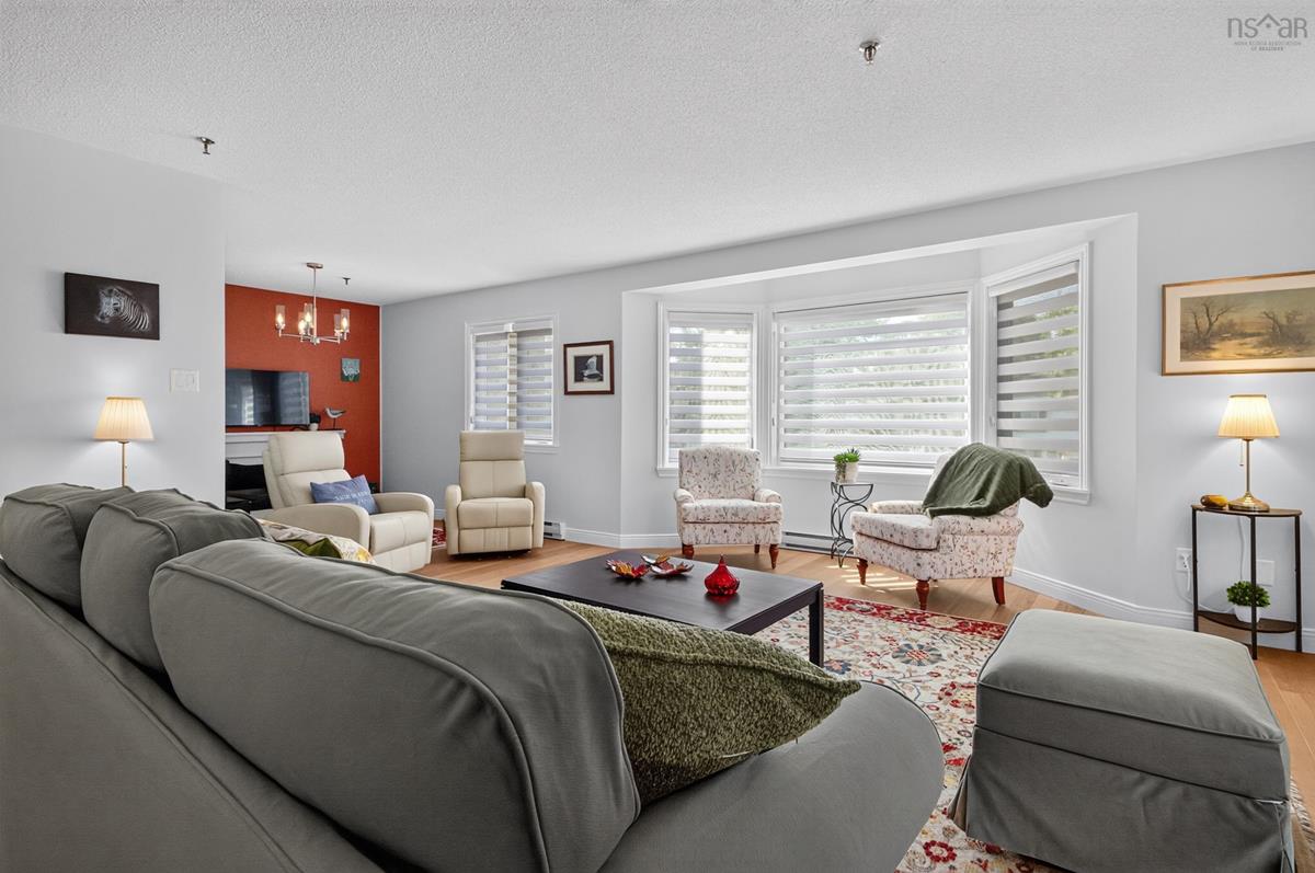  MLS ()