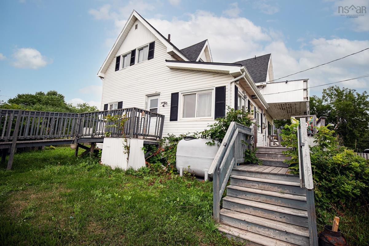  MLS ()