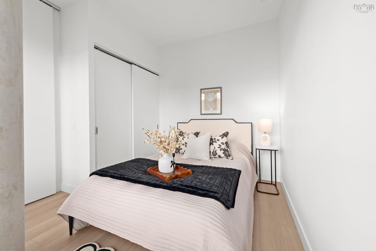  MLS ()