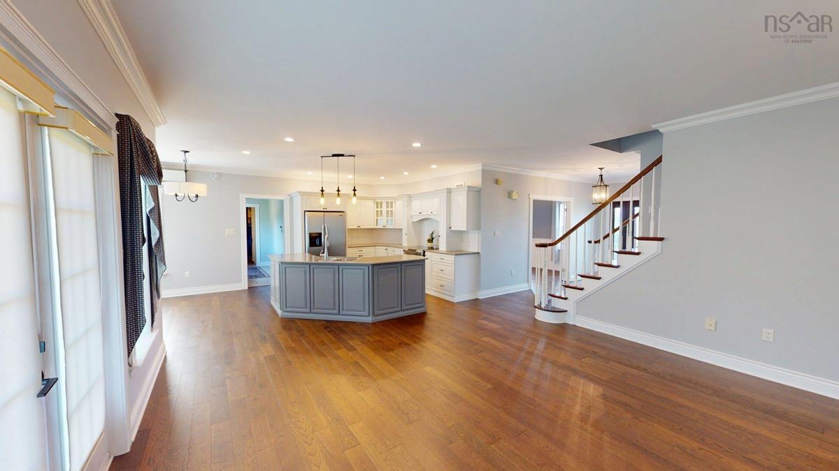  MLS ()