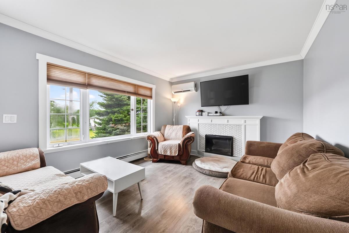  MLS ()