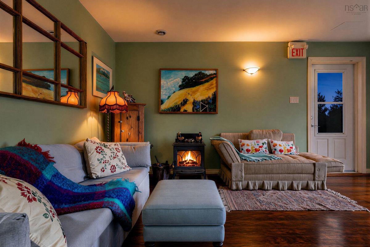  MLS ()