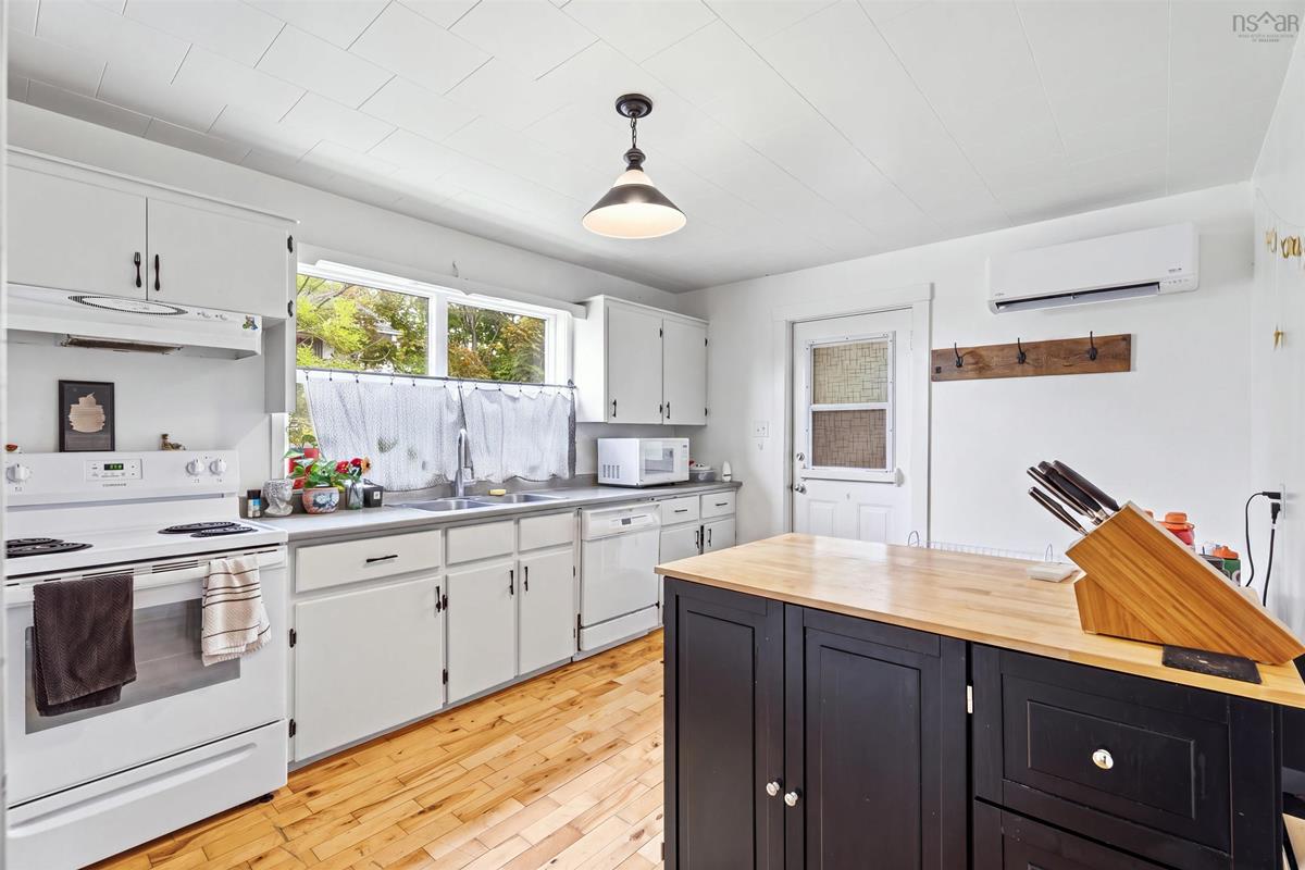  MLS ()