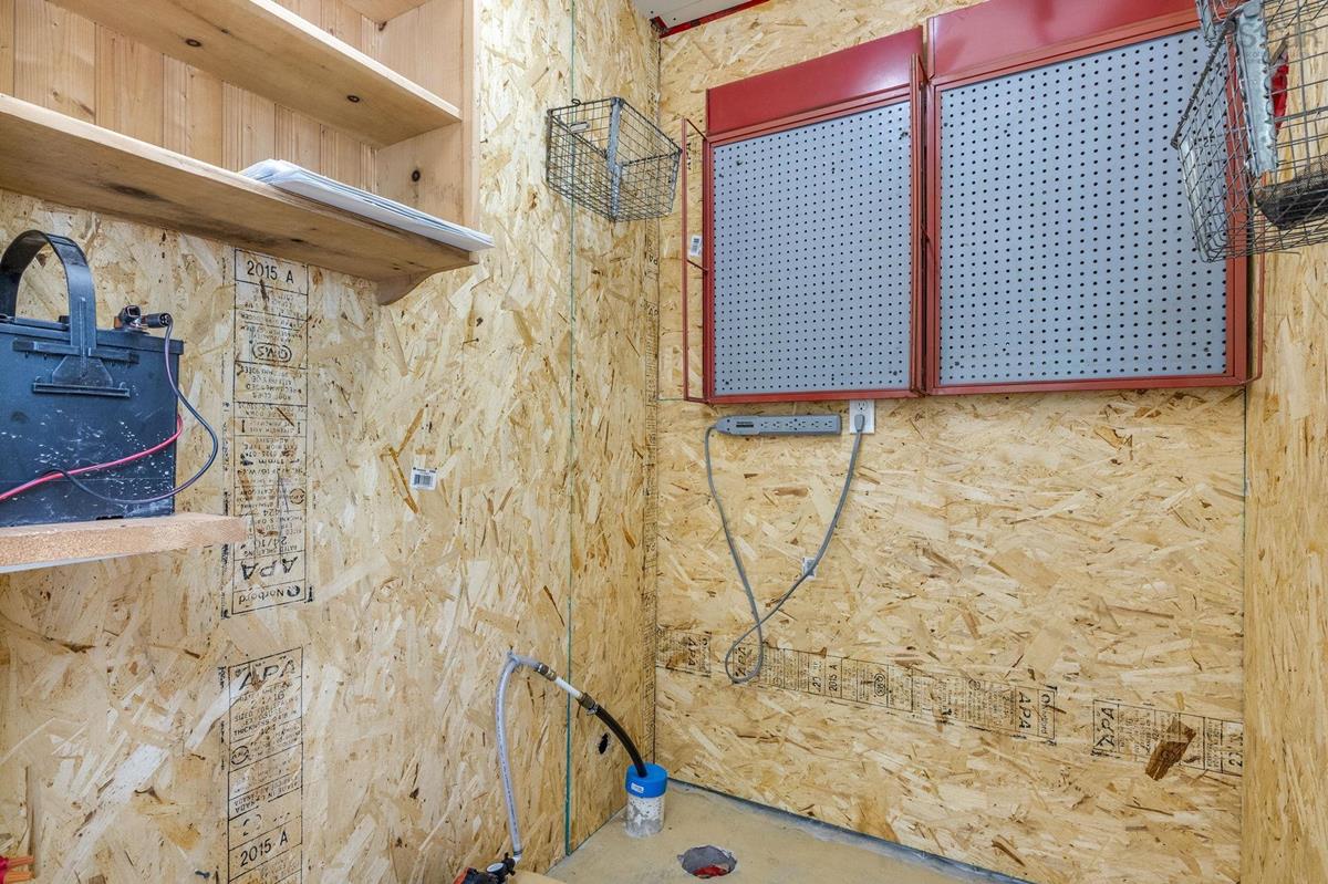  MLS ()
