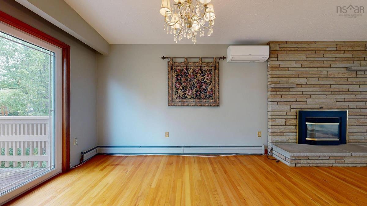  MLS ()