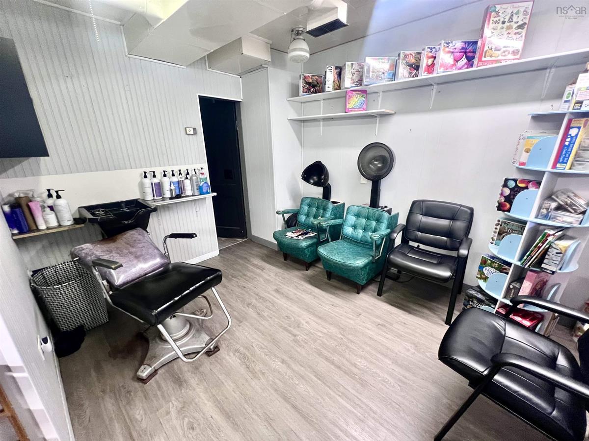  MLS ()