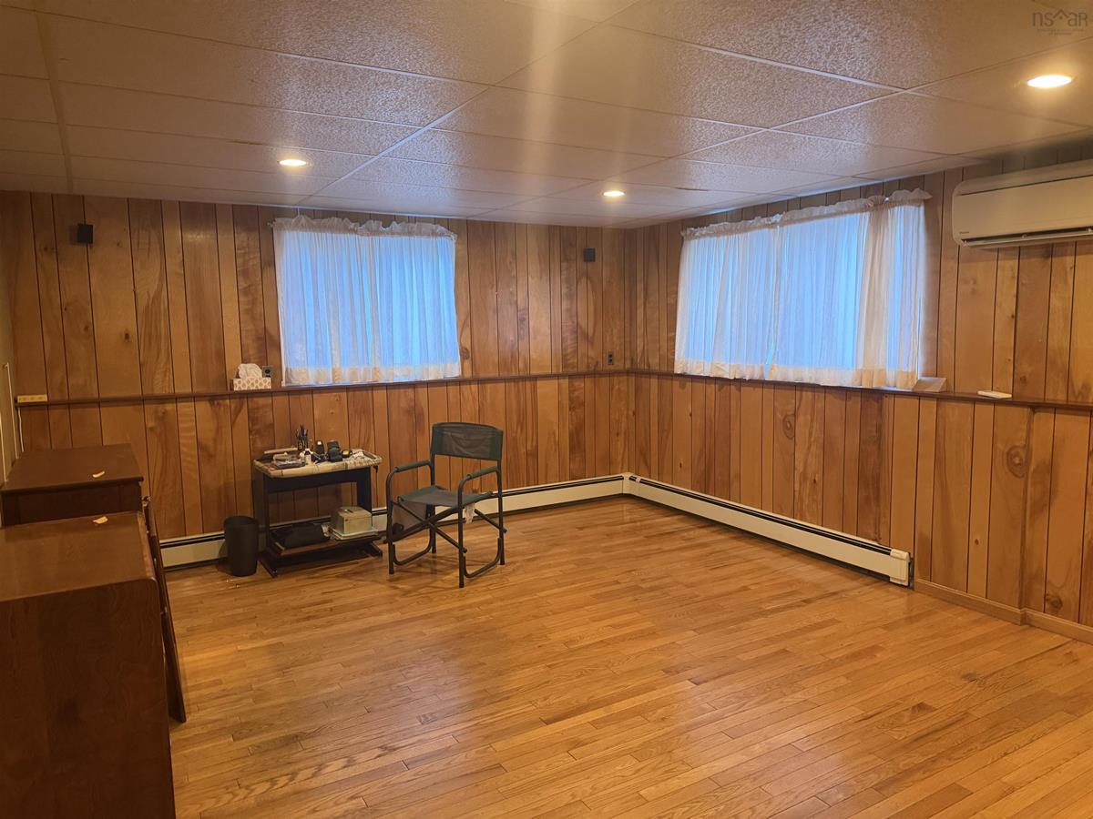  MLS ()