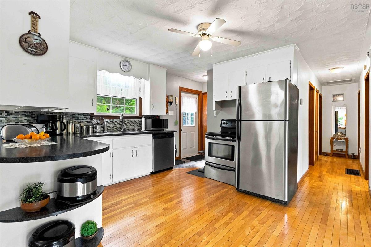  MLS ()