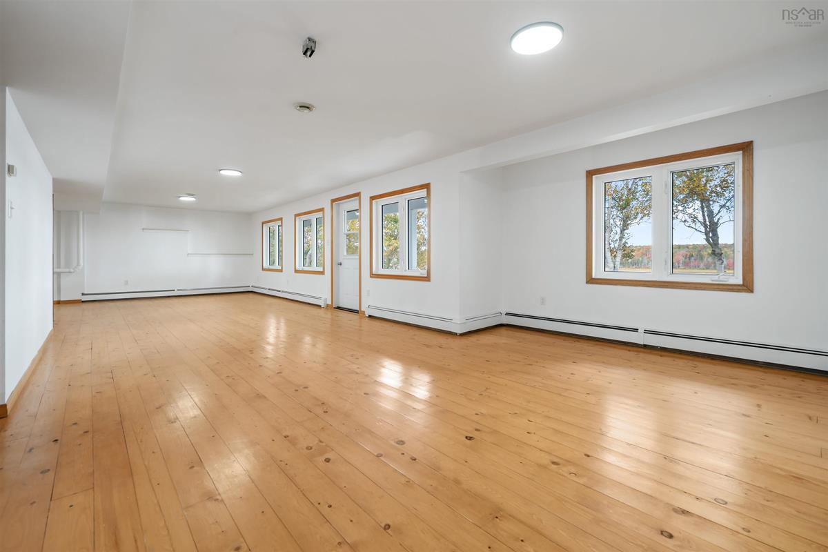  MLS ()
