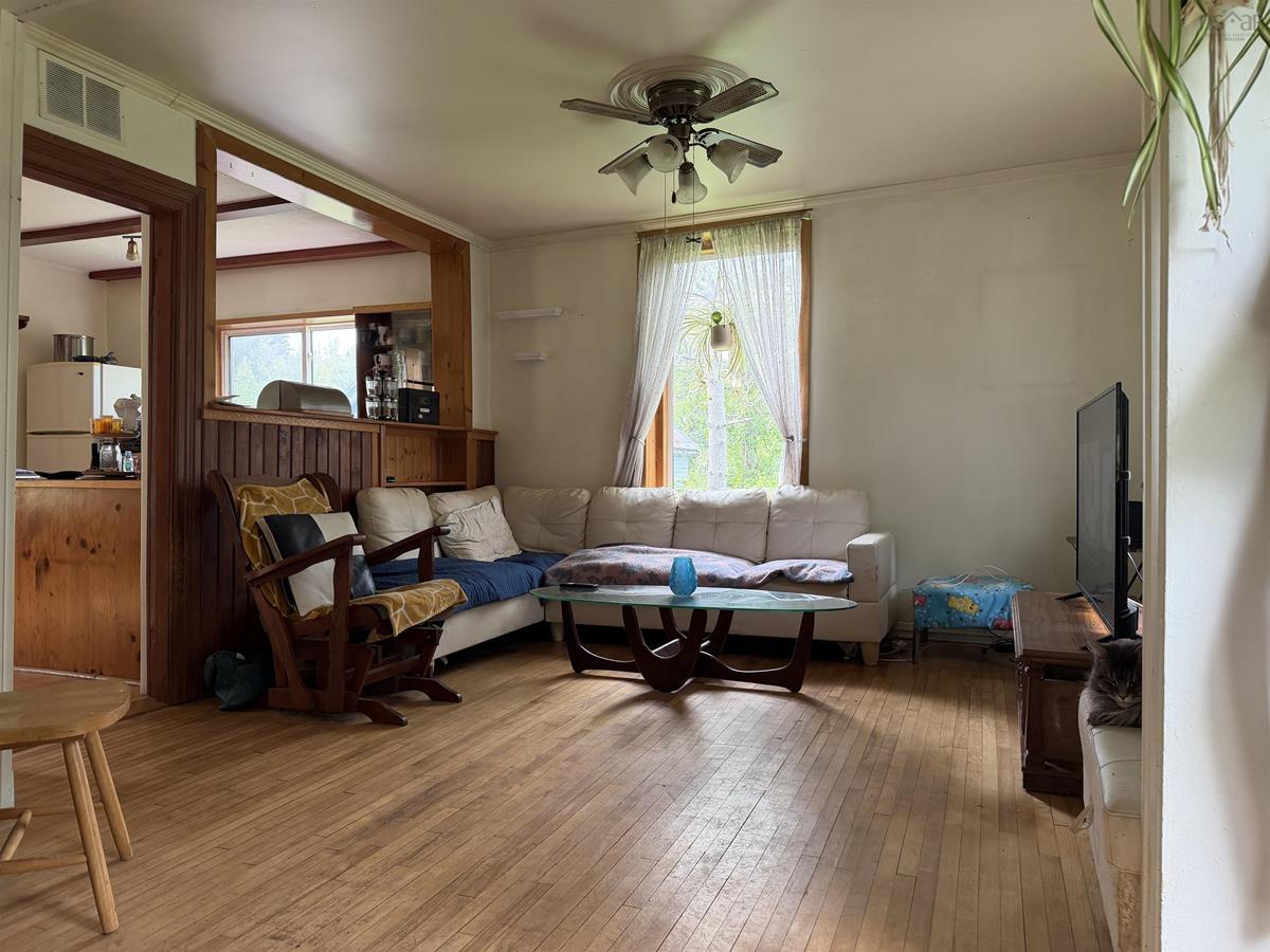  MLS ()