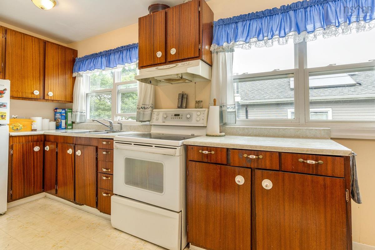  MLS ()