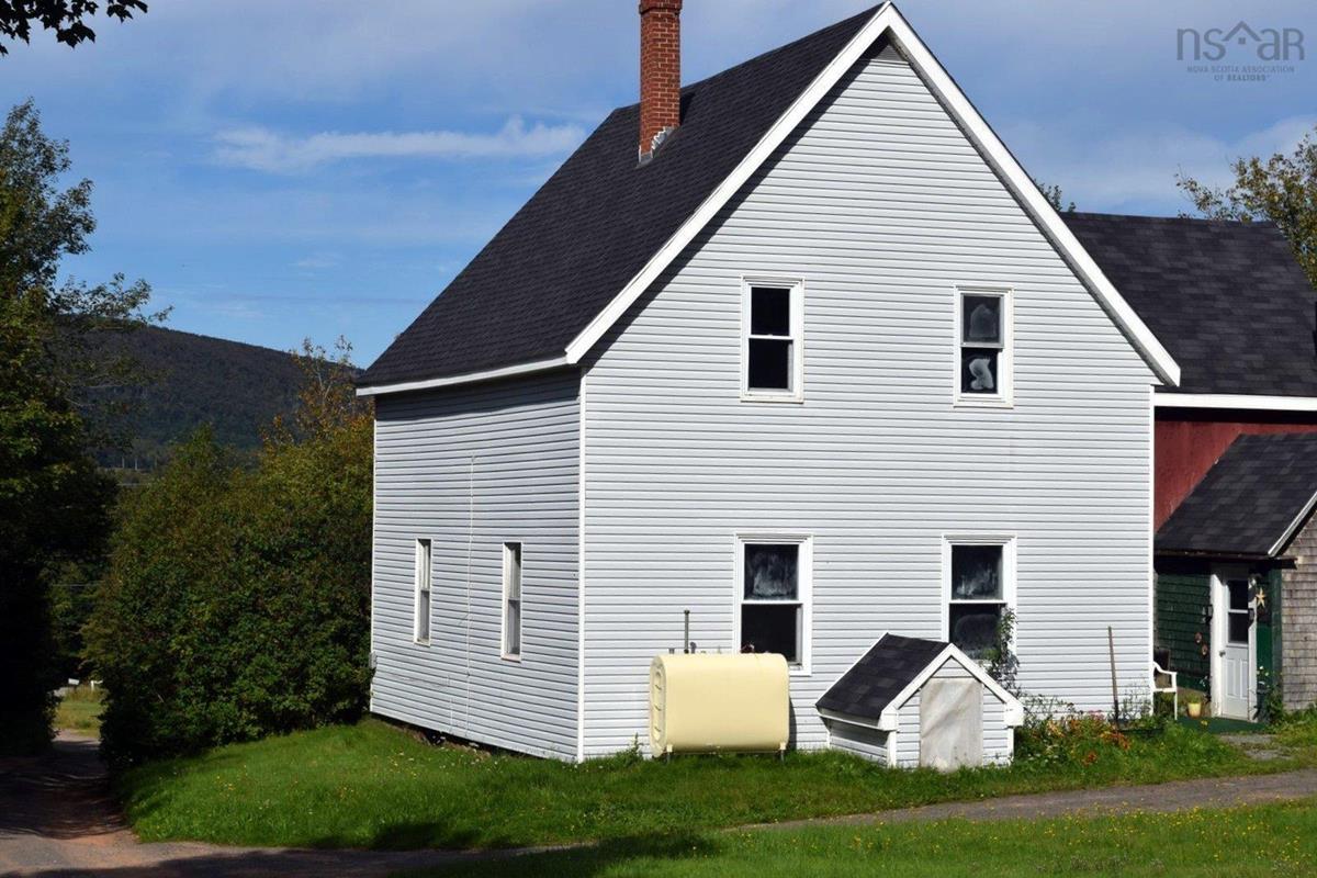  MLS ()