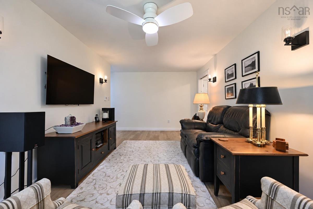  MLS ()