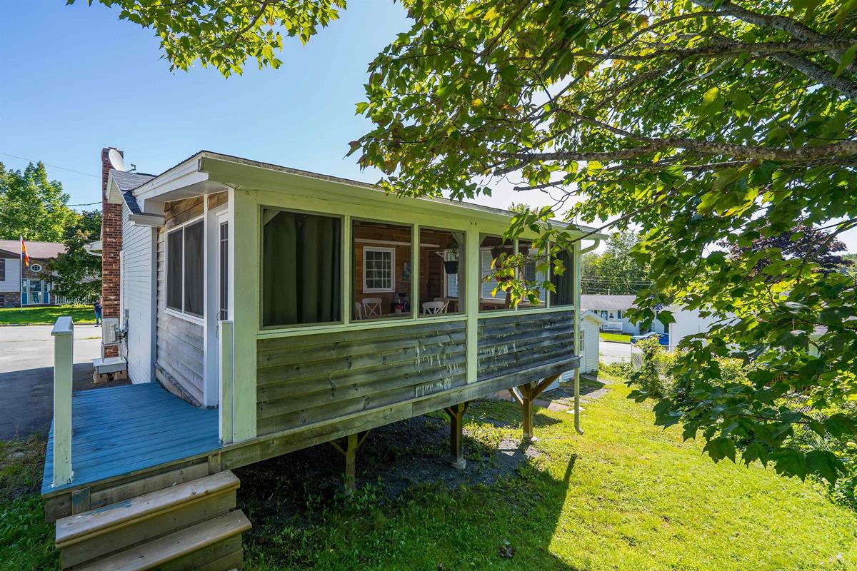  MLS ()