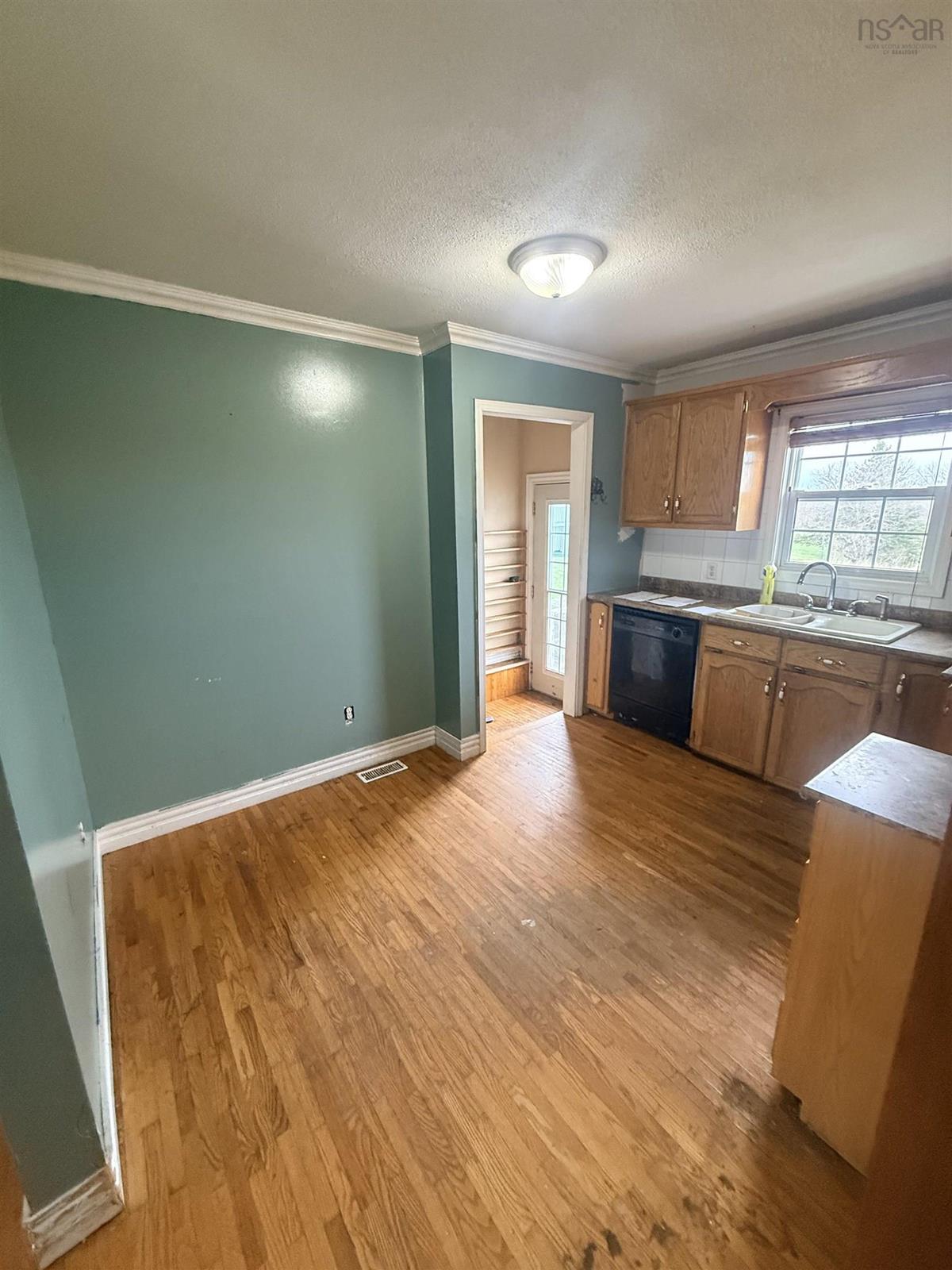  MLS ()