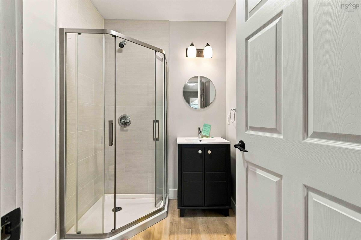  MLS ()