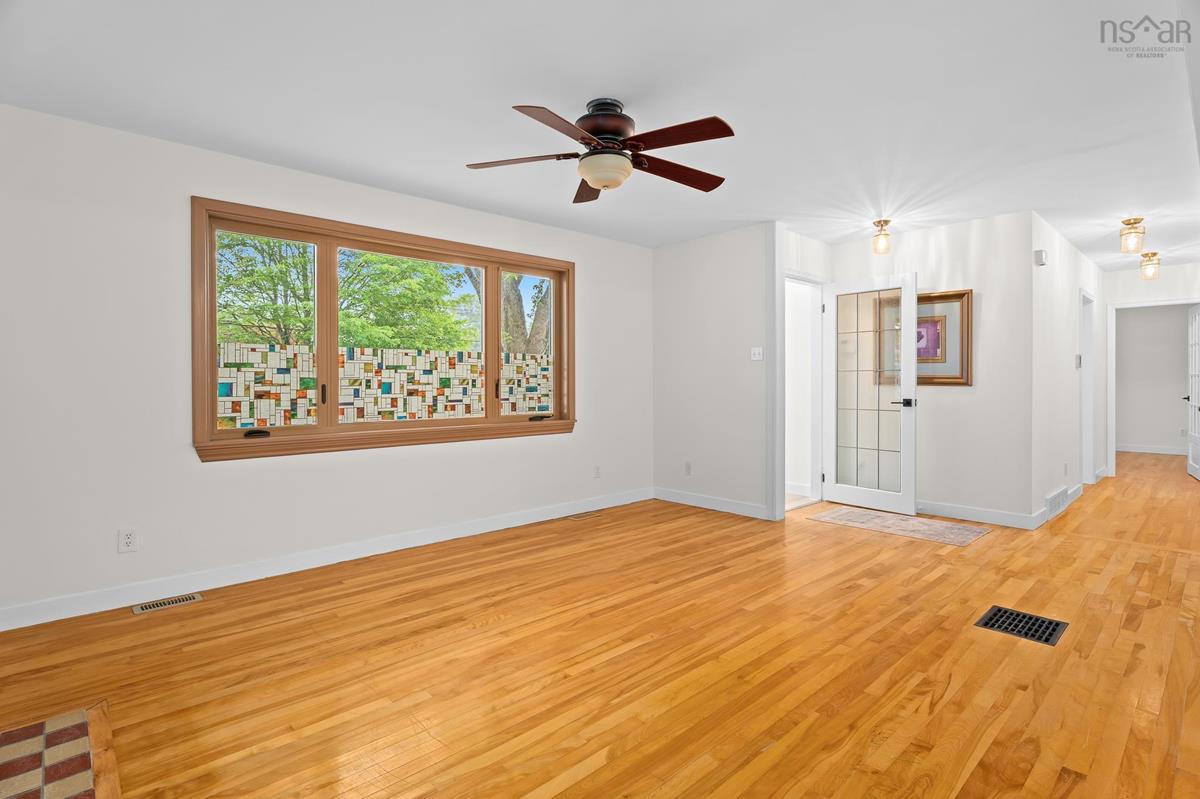  MLS ()